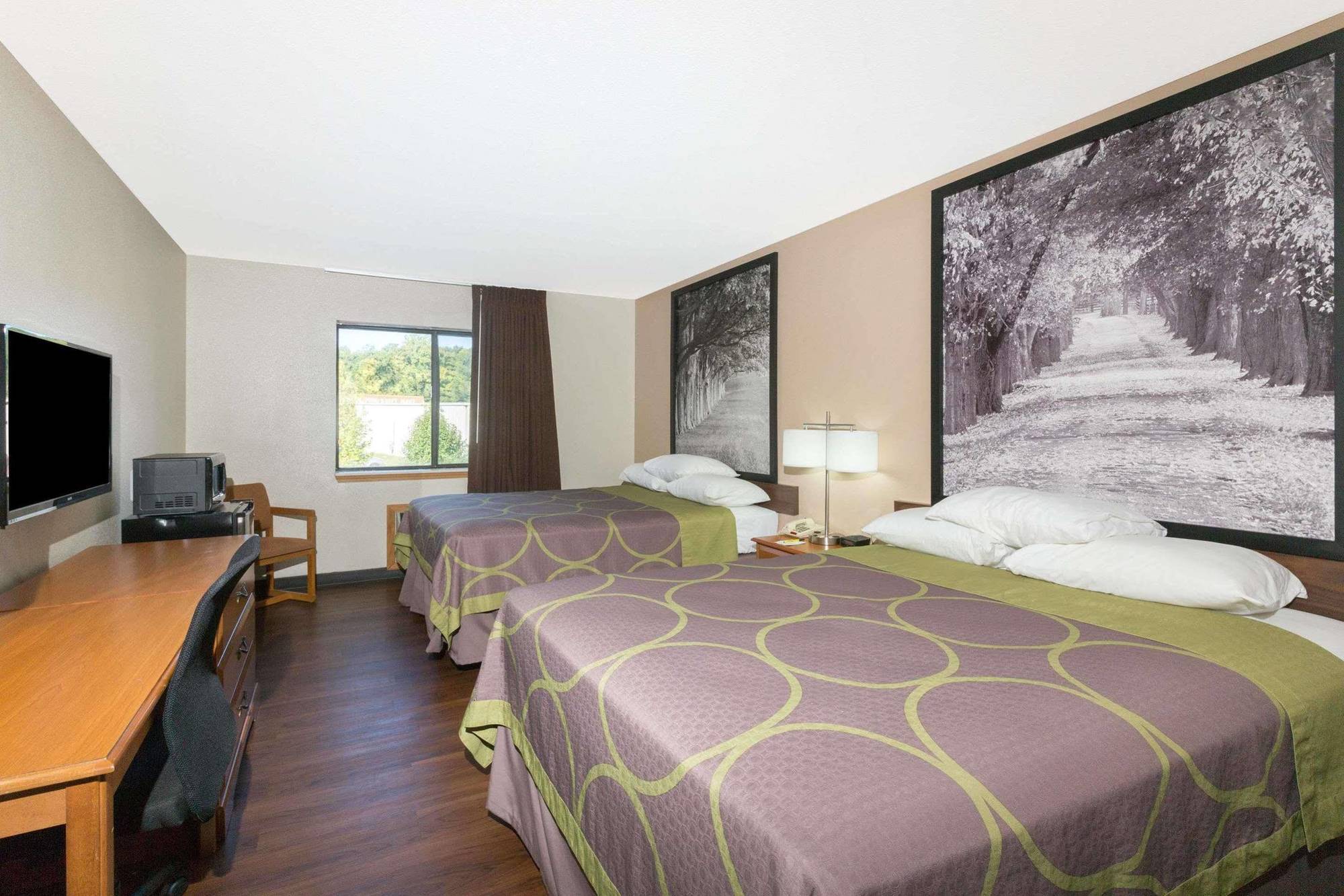 Super 8 By Wyndham Radcliff Ft. Knox Area Hotel Екстериор снимка